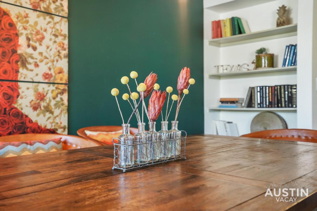 オースティンStylish 4Br With Smart Tv And Free Garage Parkingアパートメント エクステリア 写真